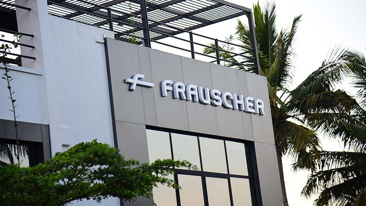 © Frauscher neues, modernes Gebäude der Frauscher Produktion in Indien