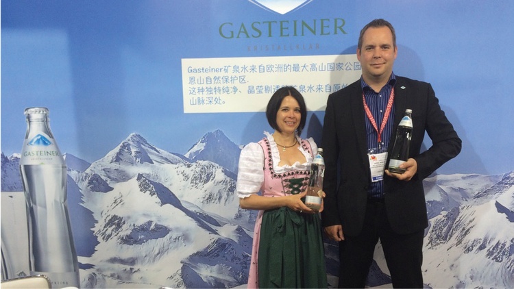 © Barbara Lerchster-Papai Barbara Lerchster-Papai und Daniel Benko auf der Hofex China 2015